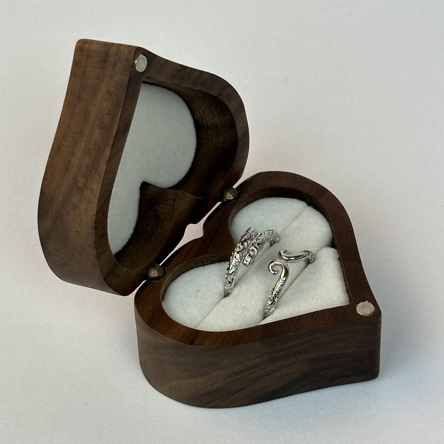 Capricorn Horn Ring Set - CouplesPicks