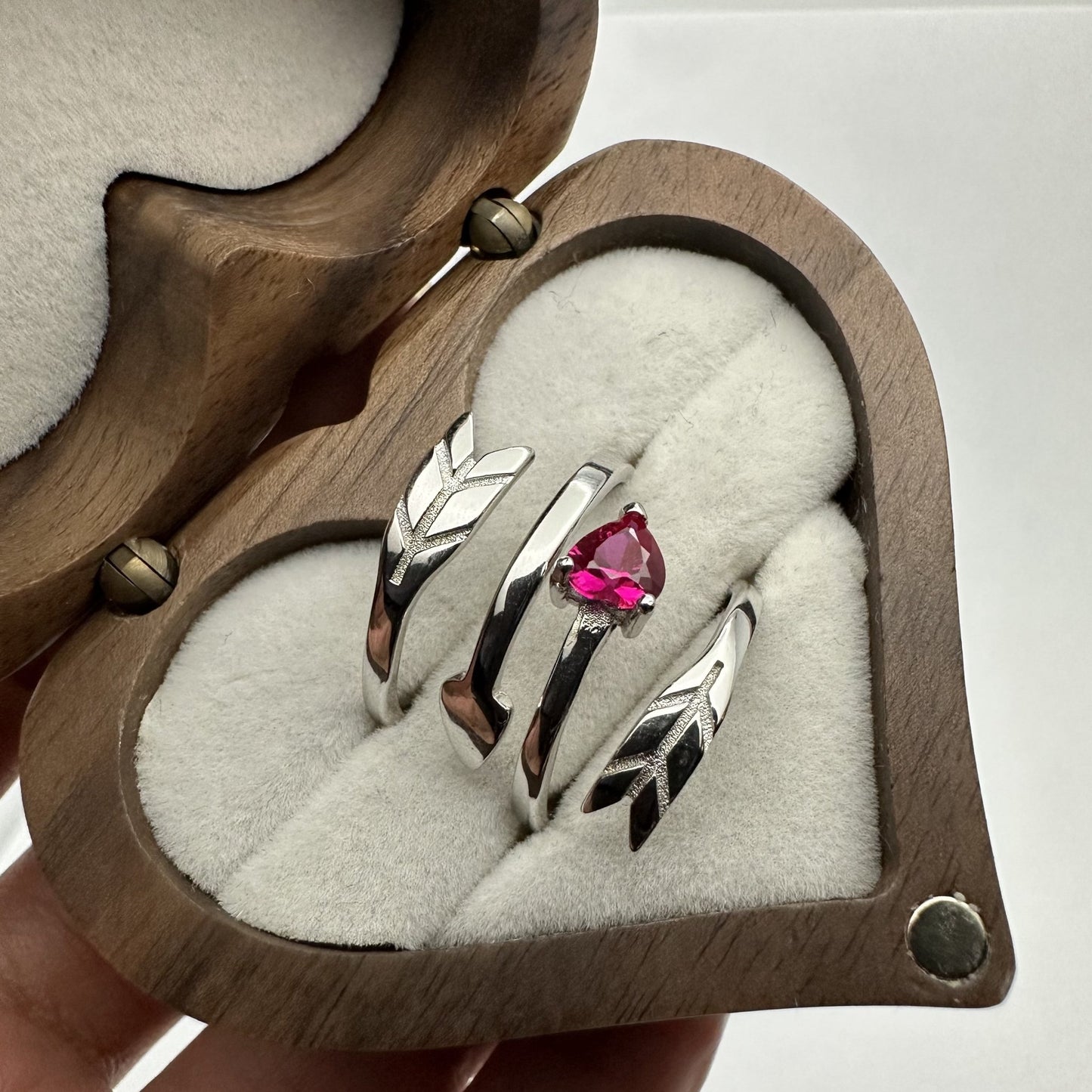 Red Arrowhead Ring Set - CouplesPicks