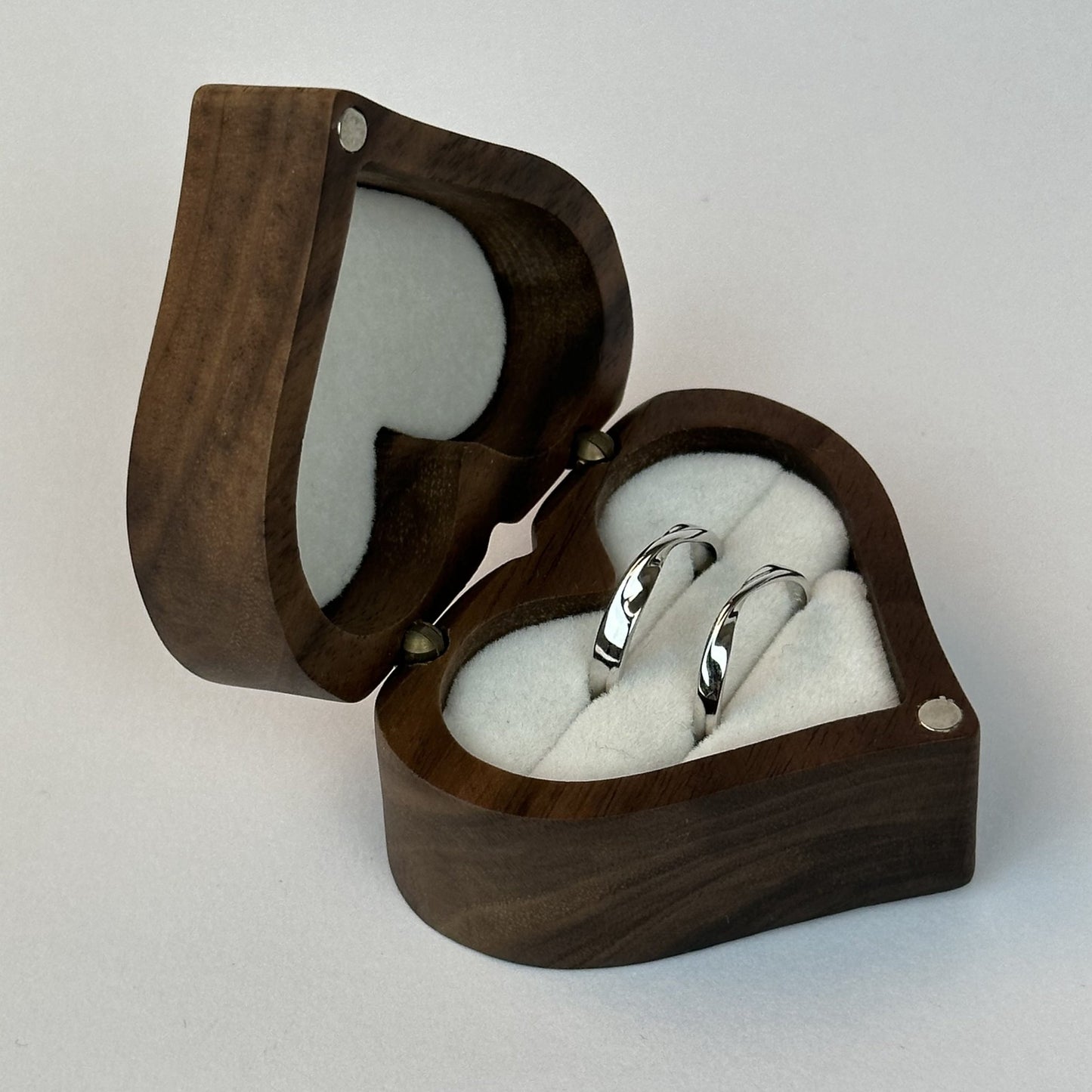 Twisted Wave Silver Couple Rings - CouplesPicks