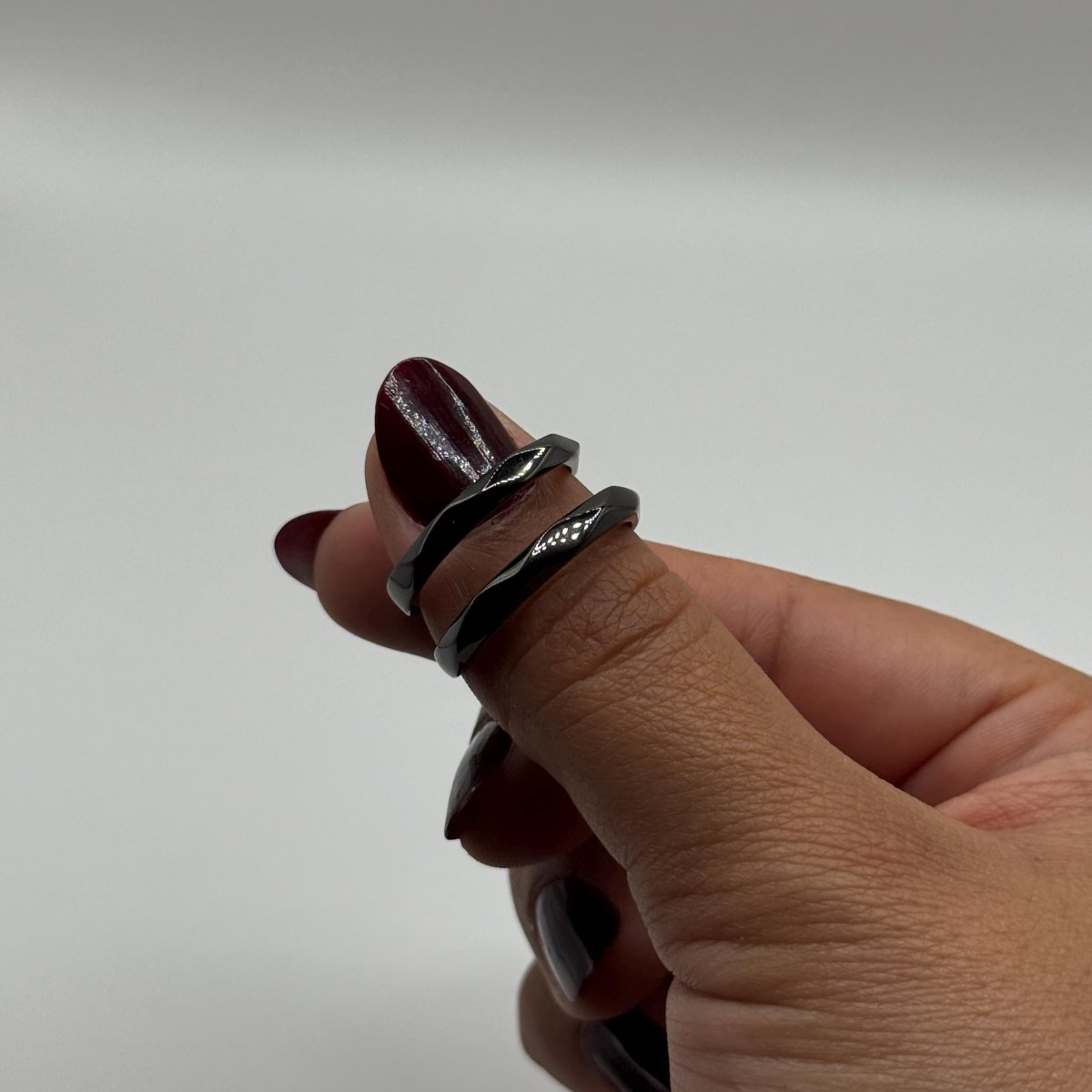 925 Sterling Silver Adjustable Ring Black Color - Changing Domed Design | “Obrynn - CouplesPicks