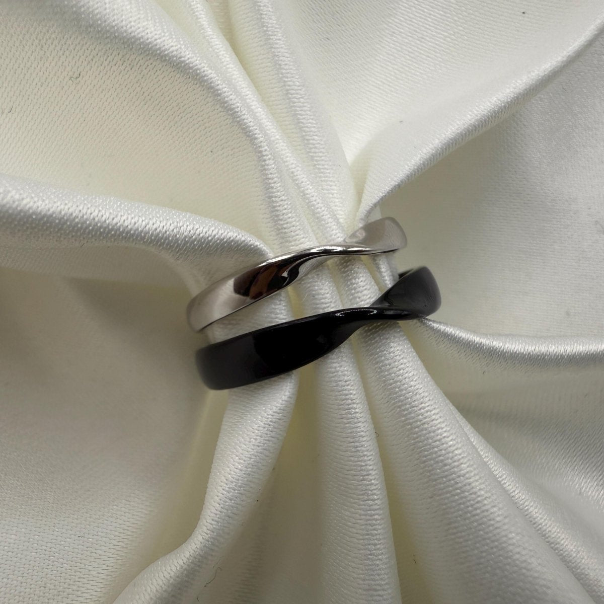 925 Sterling Silver Adjustable Ring Black Silver Twisted Color - Changing Design | “Veylen - CouplesPicks