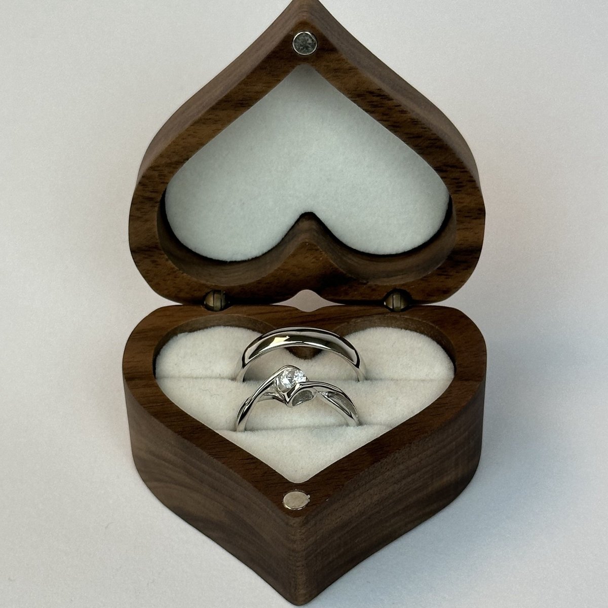 925 Sterling Silver Adjustable Ring Twisted Heart Design | “Selvanyth - CouplesPicks