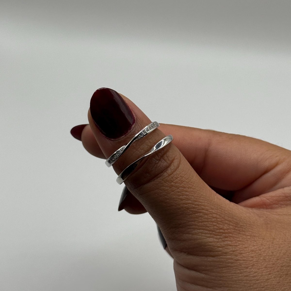 925 Sterling Silver Adjustable Ring Twisted Zirconia Design | “Veyona - CouplesPicks