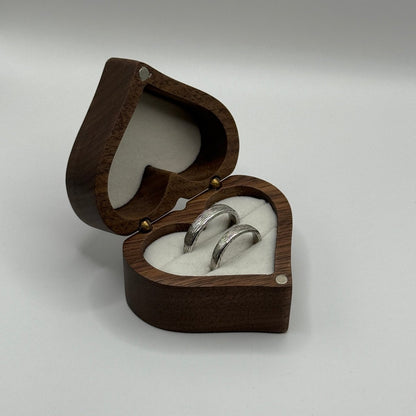 Eryndor 925 Sterling Silver Grooved Adjustable Band Ring - CouplesPicks