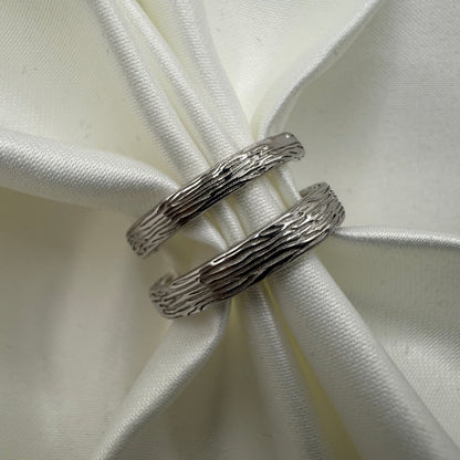 Eryndor 925 Sterling Silver Grooved Adjustable Band Ring - CouplesPicks