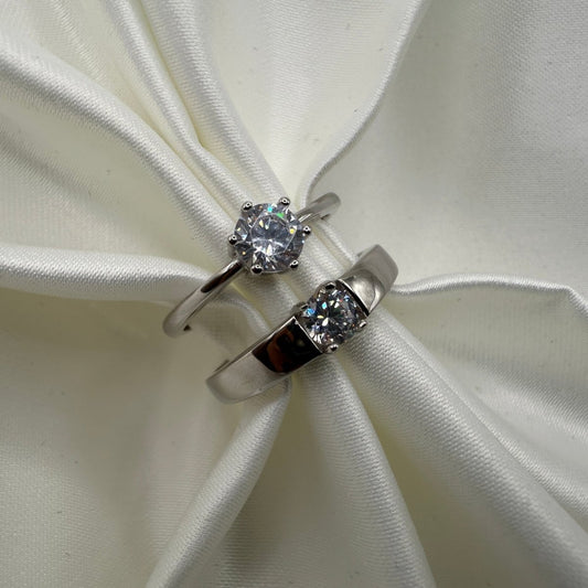 Lyvienne 925 Sterling Silver Adjustable Zirconia Ring – Modern Glossy Love Design - CouplesPicks