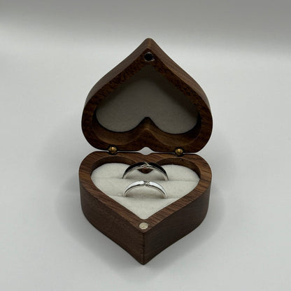 Nyvayne Black & White Balance Ring Set – 925 Sterling Silver - CouplesPicks