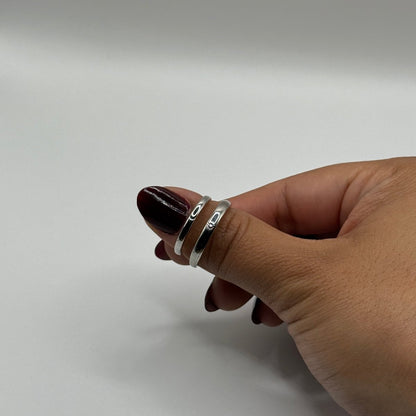 Solenya Minimalist Sun & Moon Silver Ring - CouplesPicks