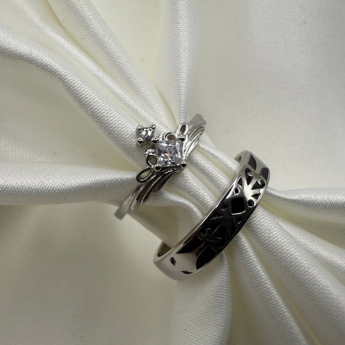 Vaeloria Knight & Princess - Adjustable 925 Silver Ring - CouplesPicks