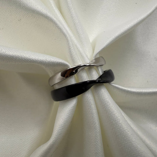 Veylen Twisted Color - Changing Silver Ring - CouplesPicks