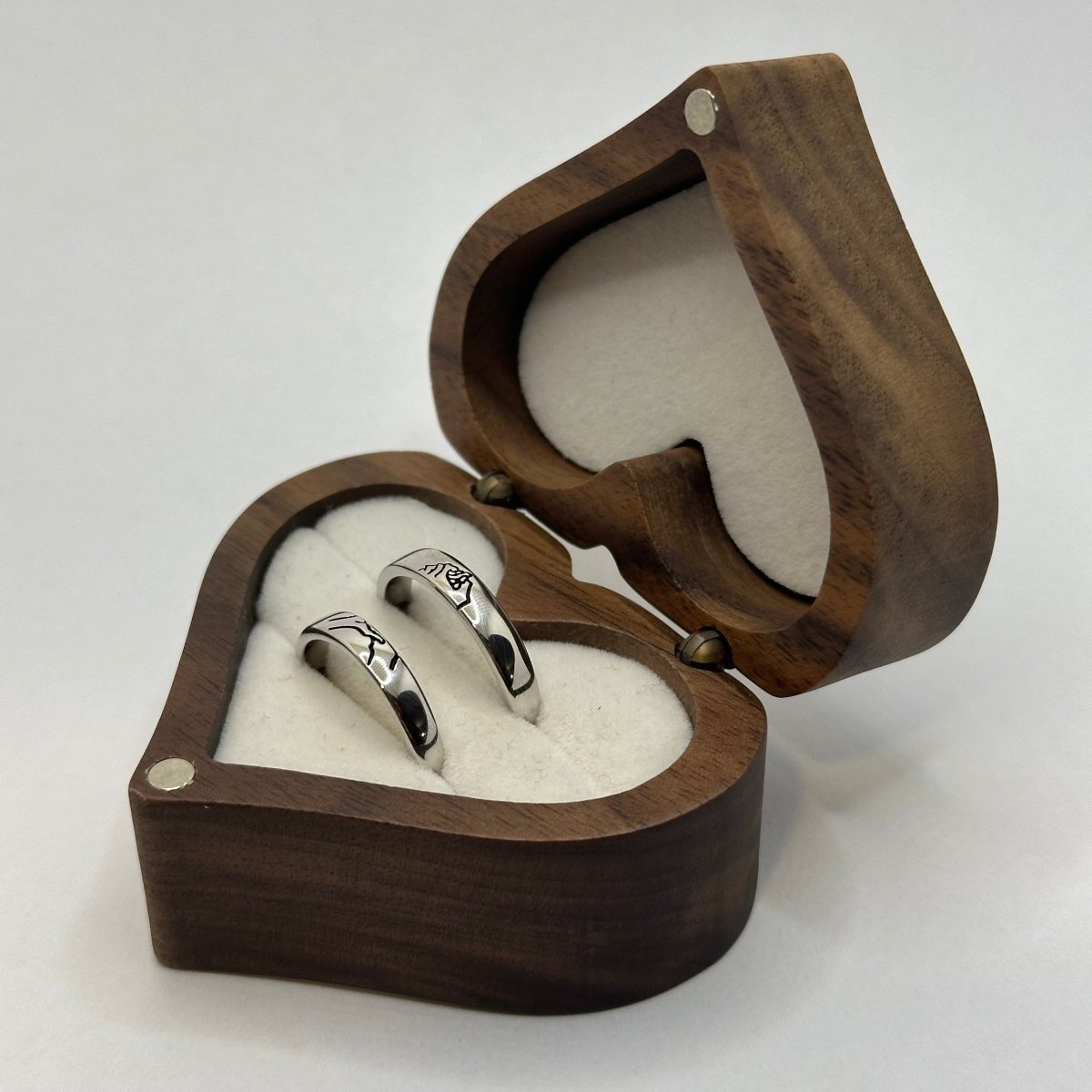 Veythar Pinky Promise Ring – 925 Sterling Silver - CouplesPicks