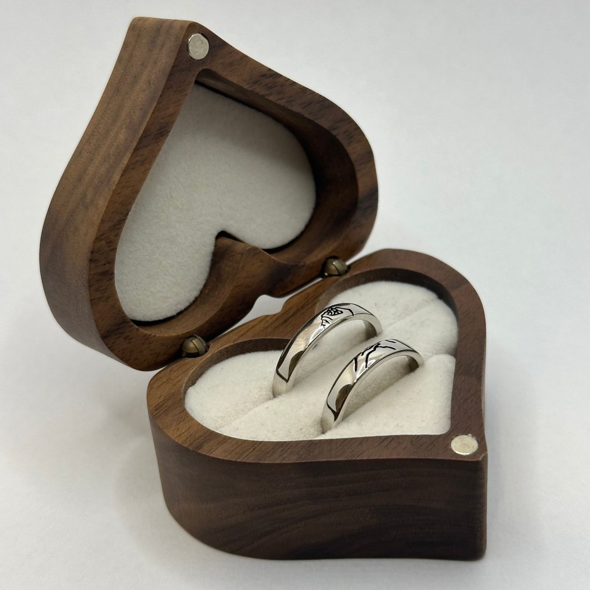 Veythar Pinky Promise Ring – 925 Sterling Silver - CouplesPicks