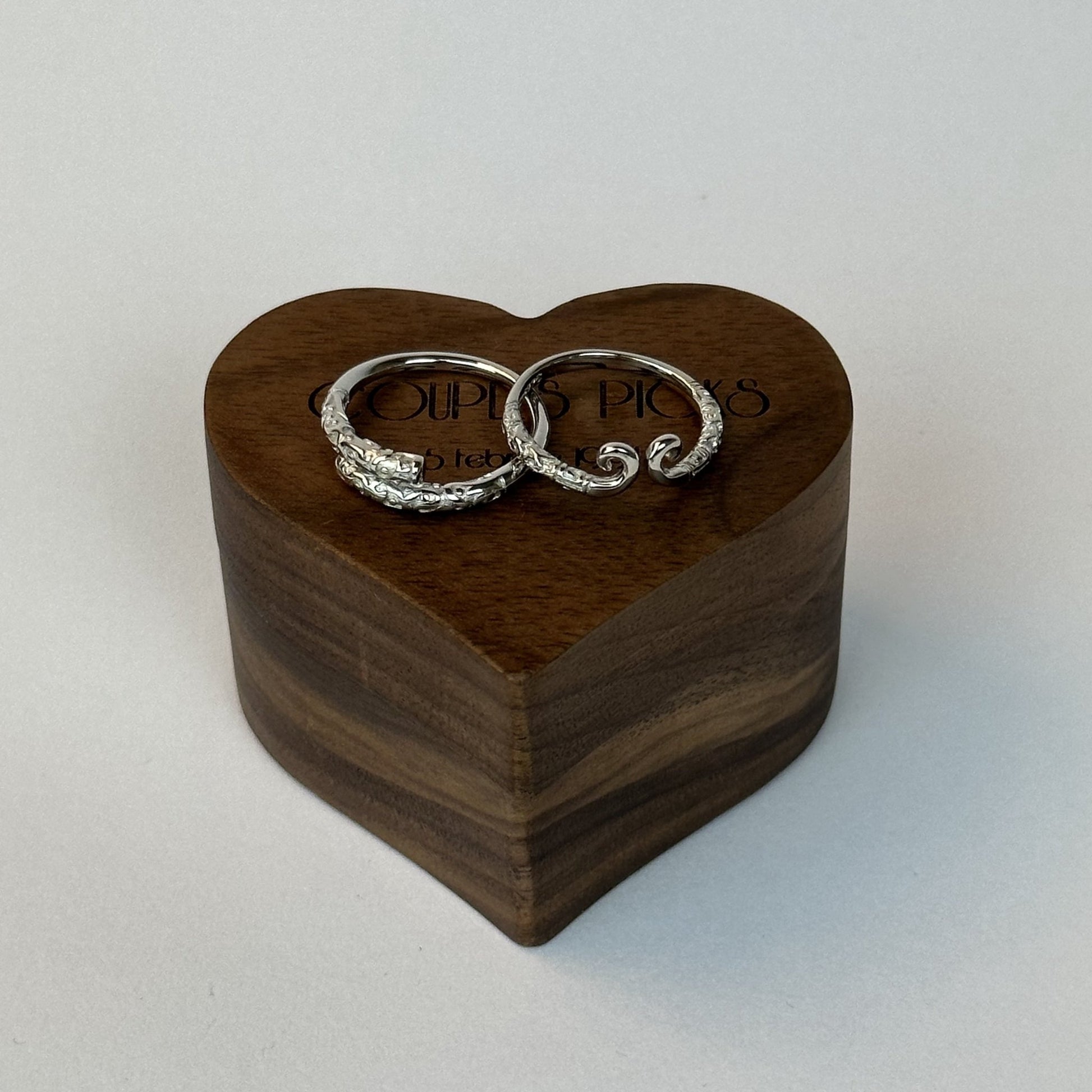 Capricorn Horn Ring Set - CouplesPicks