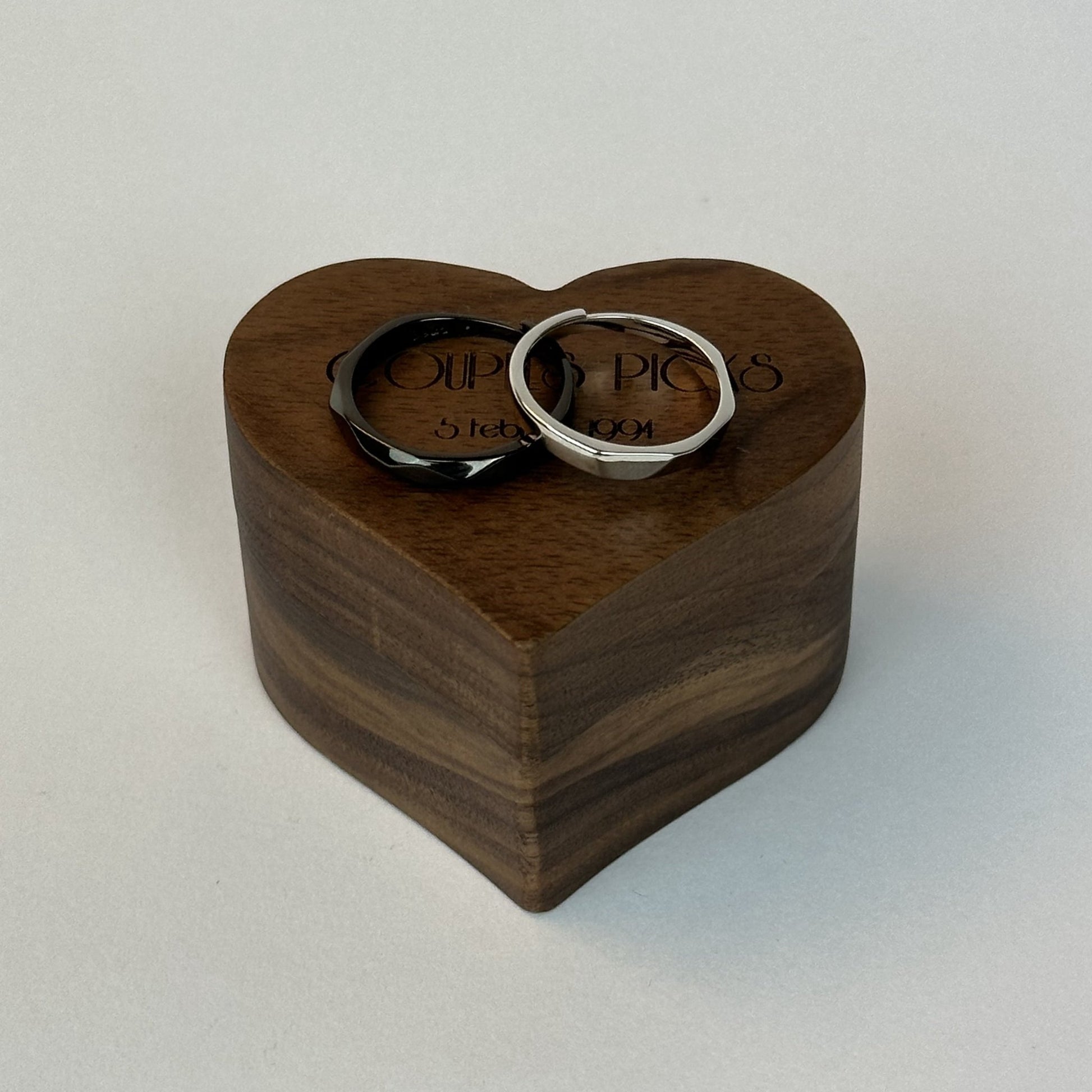Geometric Domed Silver & Black Couple Rings - CouplesPicks