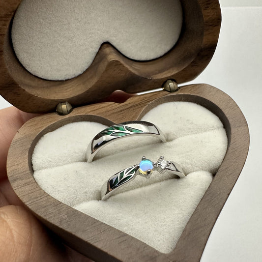 Leafy Green Branch Opal Ring Set - CouplesPicks