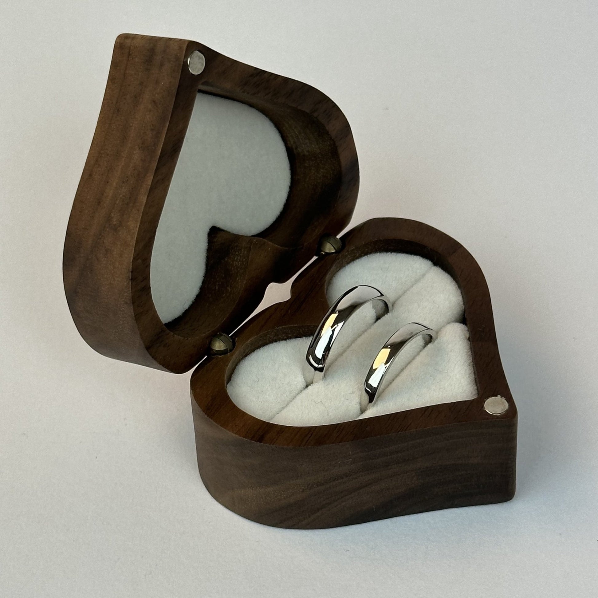 Minimalistic Ring Set - CouplesPicks