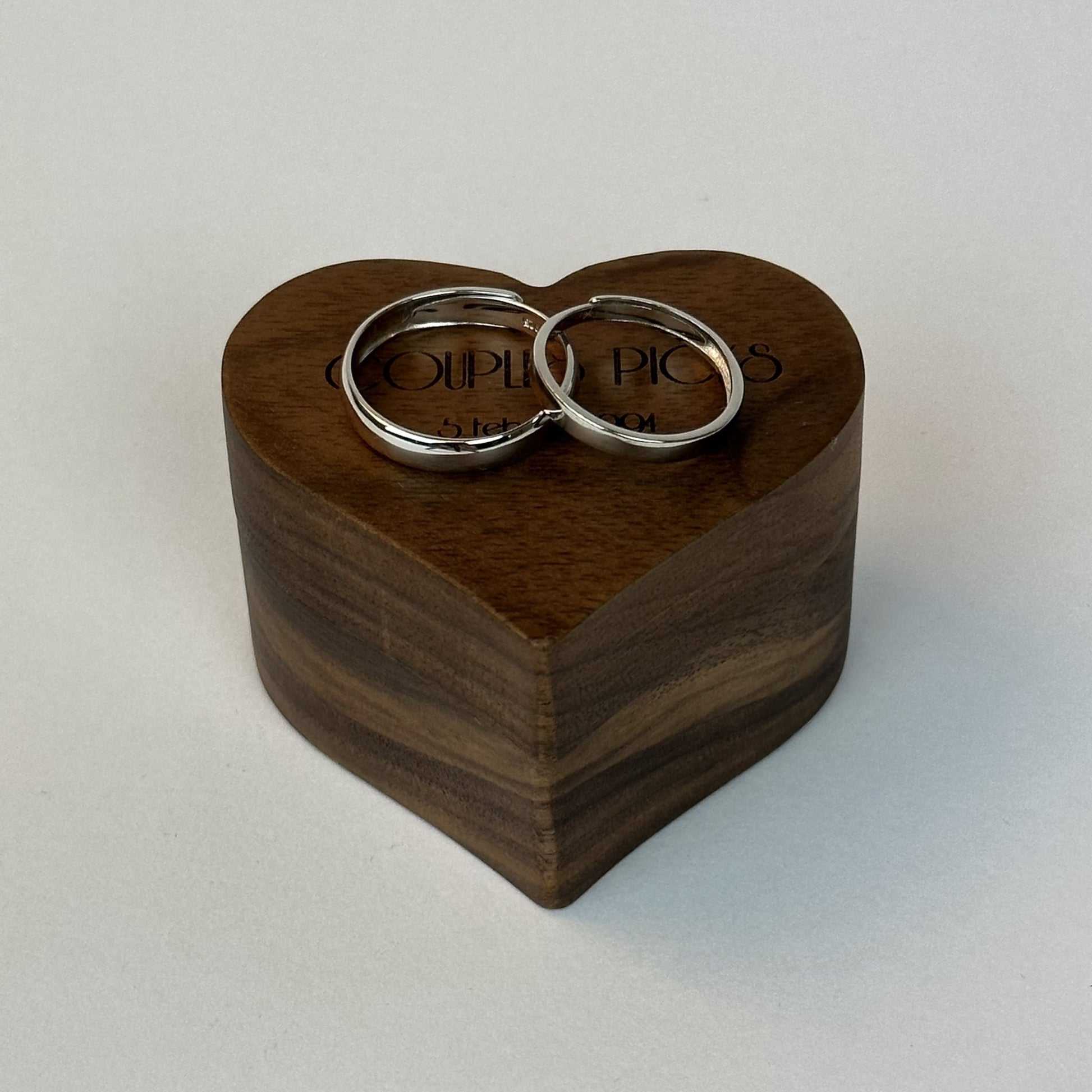 Minimalistic Ring Set - CouplesPicks