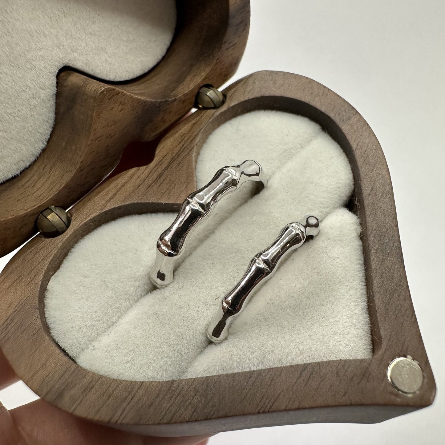Silver Bone Couples Ring - CouplesPicks