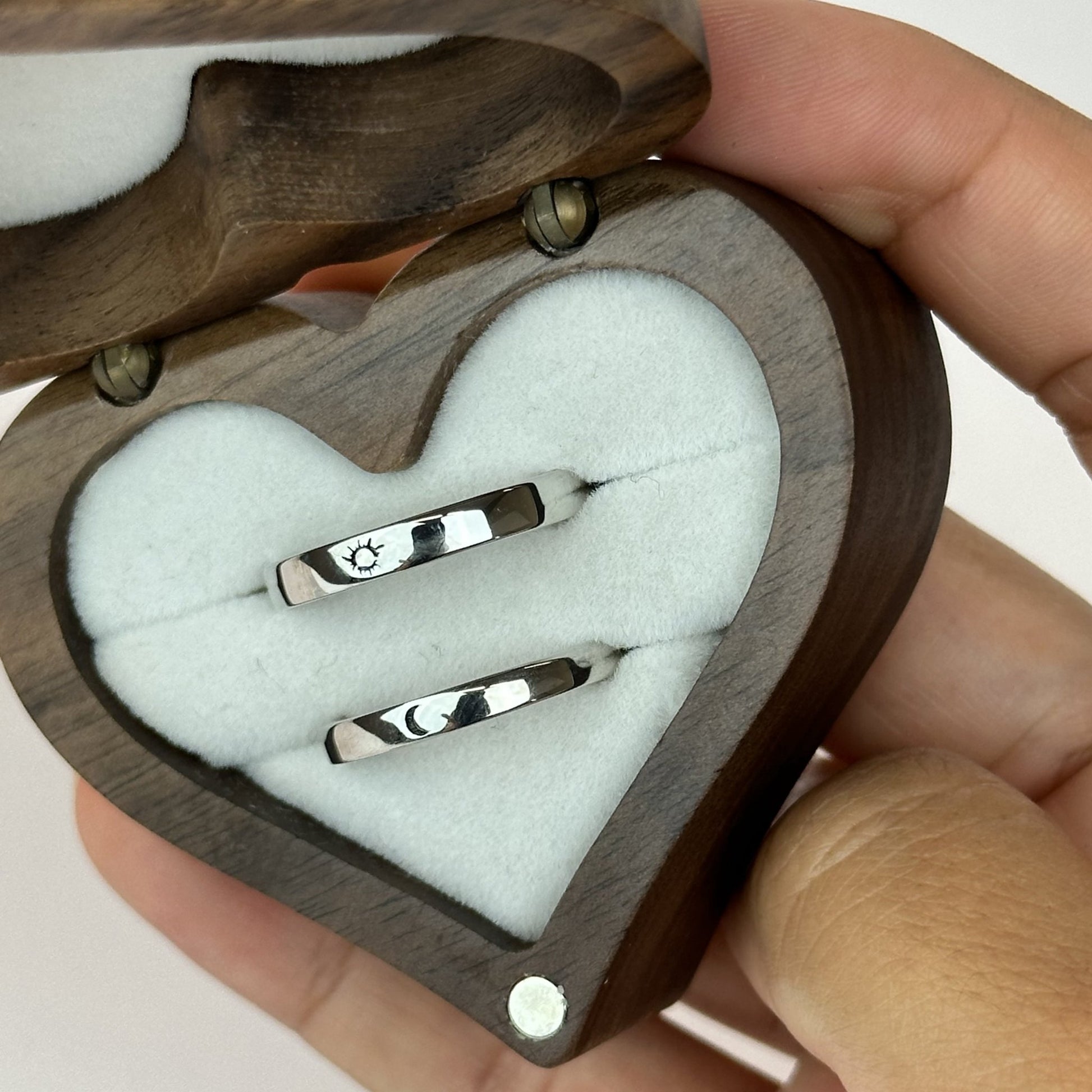 Simple Sun and Moon Ring Set - CouplesPicks