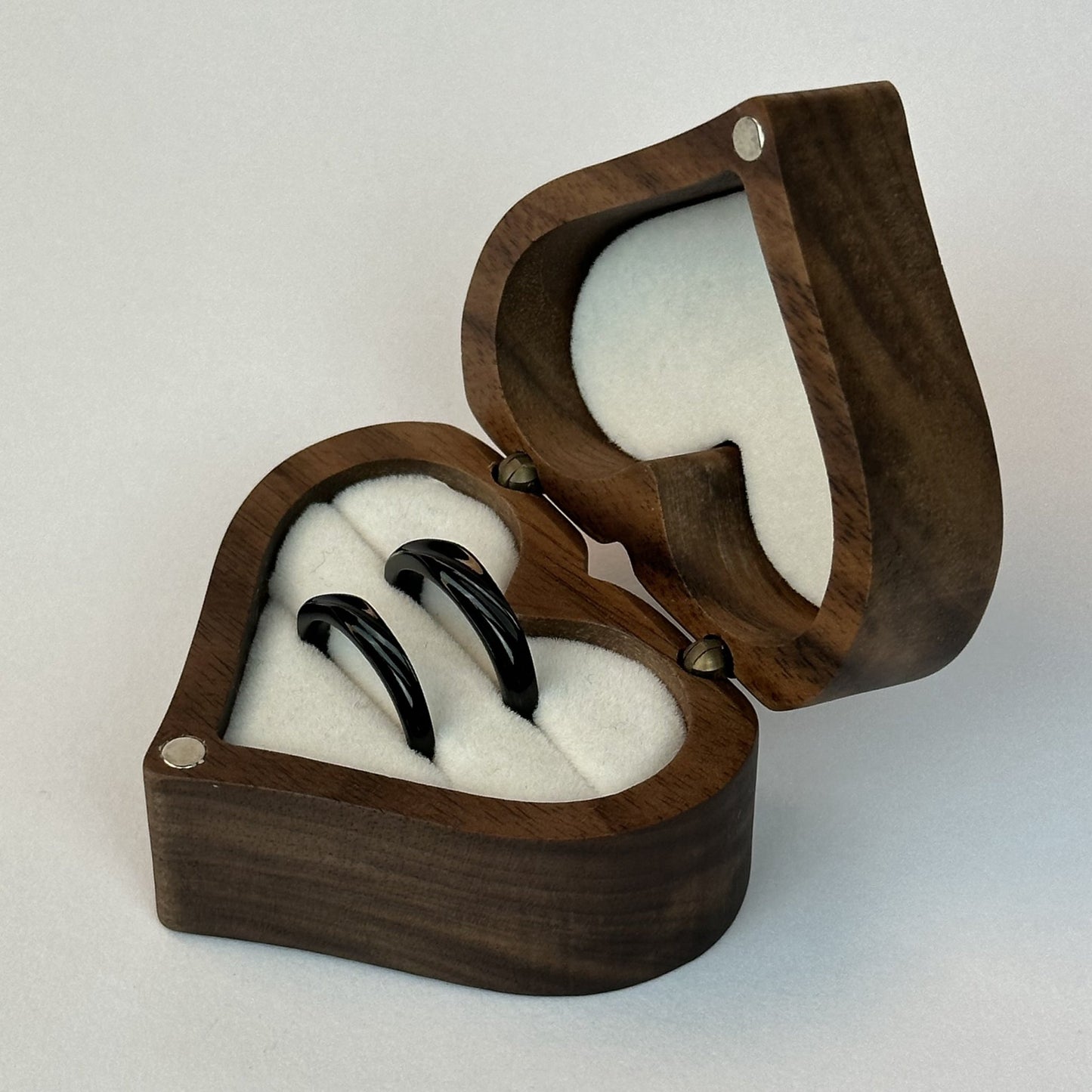 Wave Groove Black Ring Set - CouplesPicks